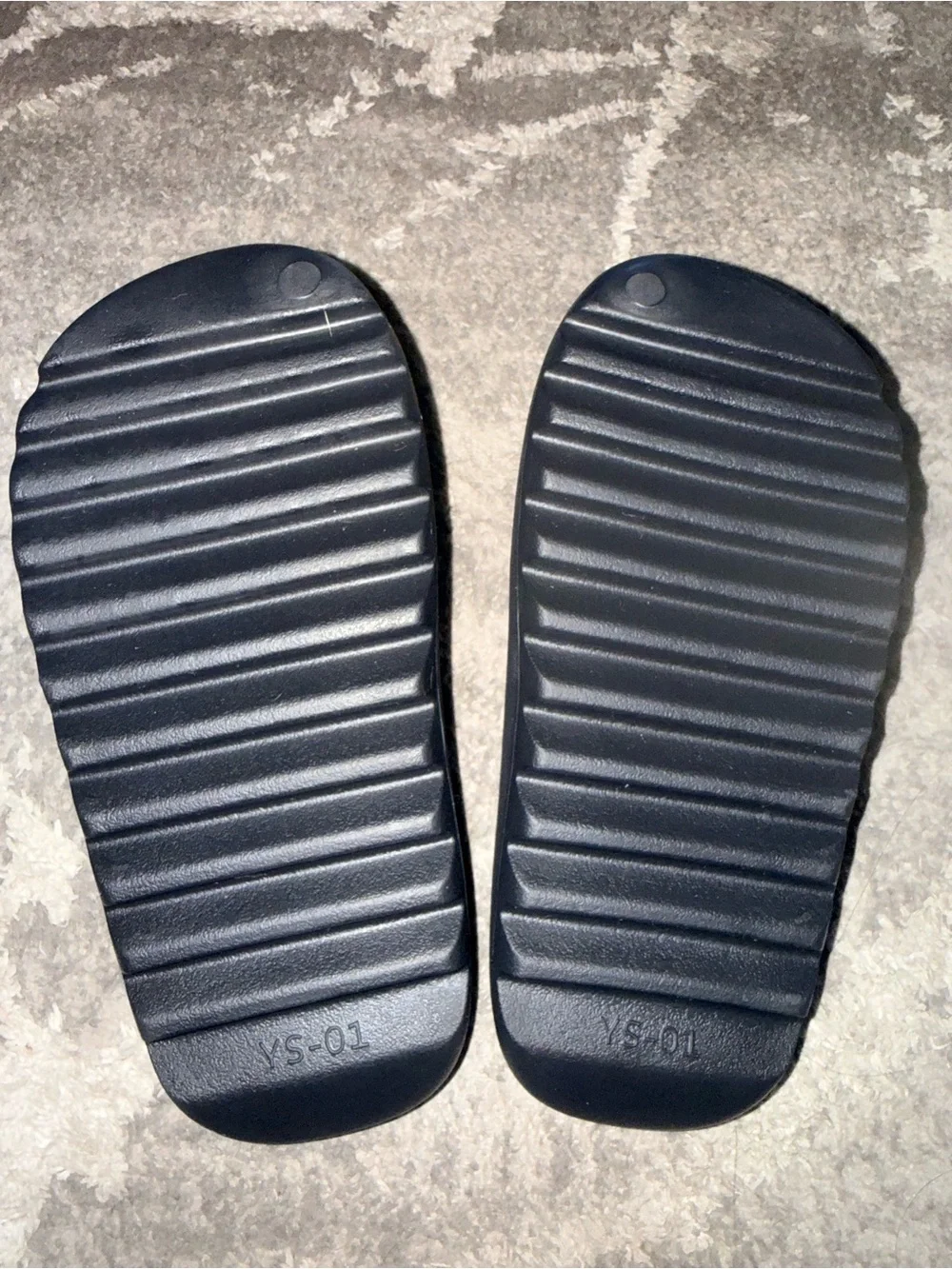 YZY Yeezy YS-01 Black Slides Men’s Size 6 NEW w/ Dust Bag